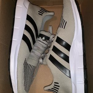 Adidas Men Swift Run